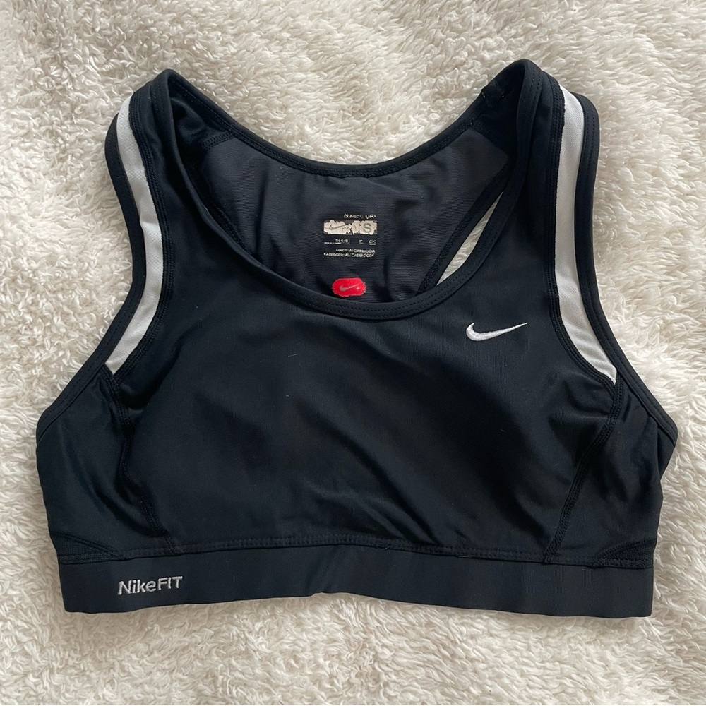 Nike Sports Bra / Small / Black